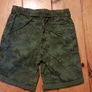 Age 6-7 Green Shorts Image 3
