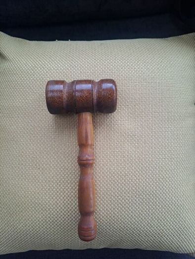 gavel