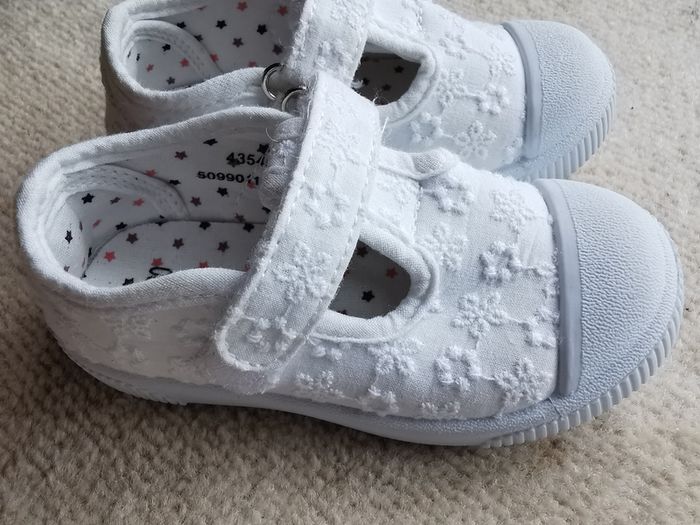 Baby shoes, LIKE NEW