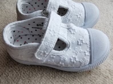 Baby shoes, LIKE NEW