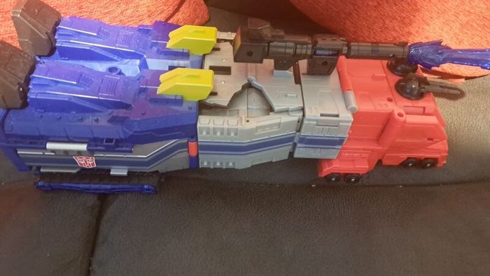 Transformers Age of the Primes Star Convoy [99% Complete]
