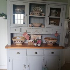 solid kitchen dresser delivery arranged