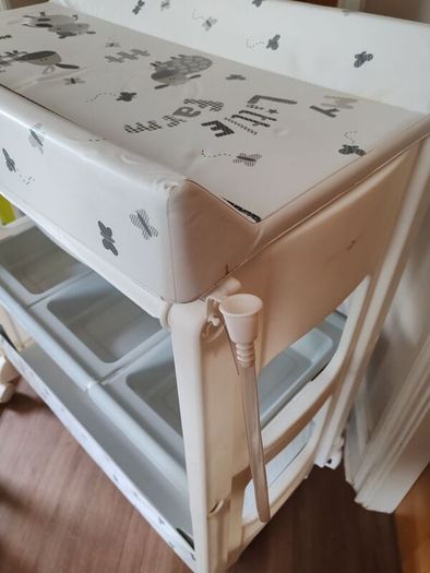 Babylo 2-in-1 Baby Changing Table & Bath