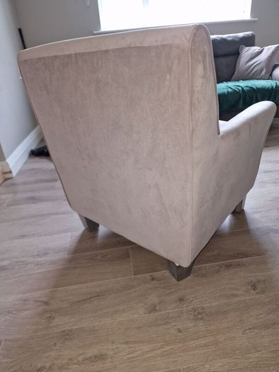 Arm chair