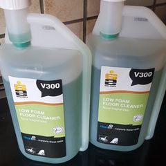 Floor  Cleaner