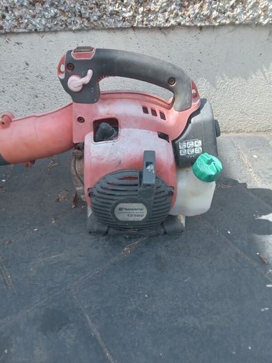 Husqvarna X-Series 125BV leafblower