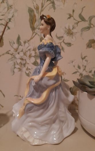 Royal Doulton figurine "Rebeca"
