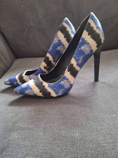 High Heels/Three Tone Heels .. Price Drop