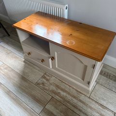 Tv unit + pictures