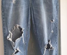 V by Very boyfriend style ripped jeans Sz 14UK (Fit 14-16UK) - Rrp 50 (New)