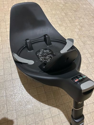 Cyber Cloud T Car Seat & 360 Isofix Base