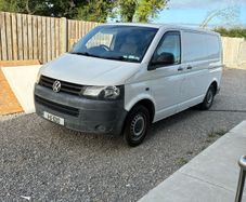 Volkswagen t5 transporter