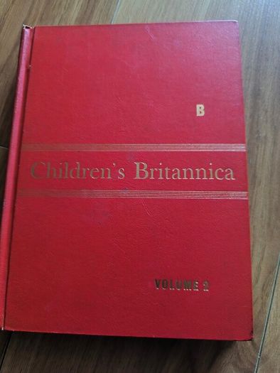 Set of 11 Children Britannica books