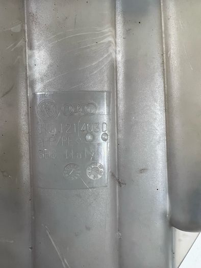 AUDI A4 B8 Petrol Diesel  Coolant Expansion Tank 2008 -2012 8K0121403D.