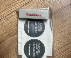 QANTAS Amenity kit - 1994