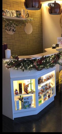 Reception desk
