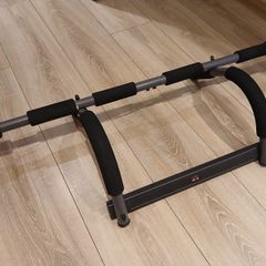 Pull up bar