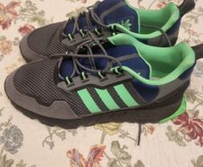 adidas trainers zx