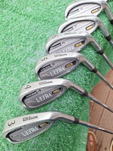 Golf clubs. Wilson full set