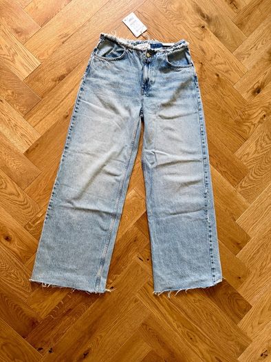 Wide Leg Jeans
