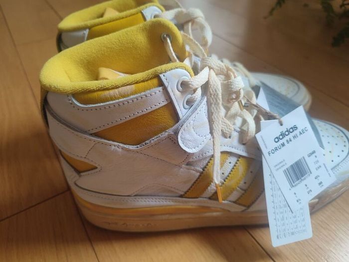 Awesome Adidas basketball shoes