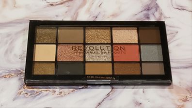 Revolution Reloaded Eyeshadow Palette - Hypnotic - New