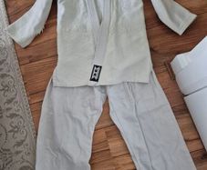 Kids kimono/gi size 9-10 yeare