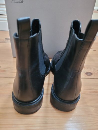 Black Leather Ankle Boots Vagabond