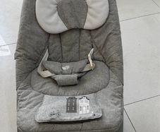 Joei bouncer and rocking chair with vibration and music