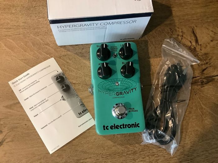 TC Electronic HyperGravity Compressor pedal box