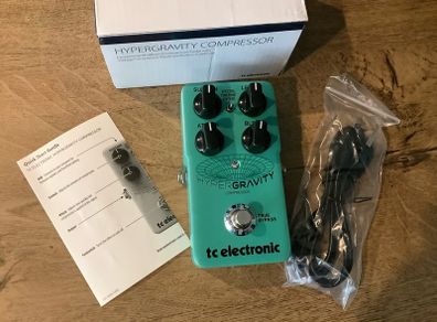TC Electronic HyperGravity Compressor pedal box
