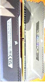 RAM Corsair Vengeance DDR4 8GB x2