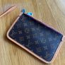 women bag Image 4