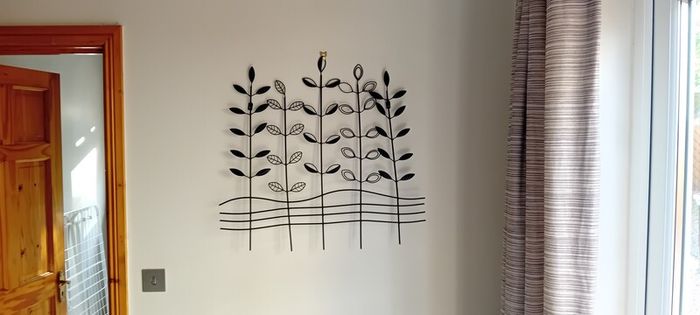Flower wall decor-black metal