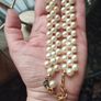 Choker necklace made of artificial pearls. Image 4