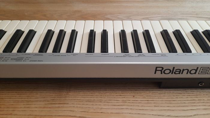 Roland PC-180A MIDI Keyboard Controller