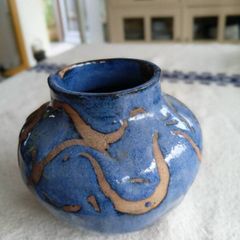 Blue pot