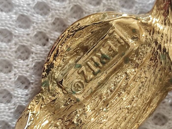 Leritz vintage Spanish brooch