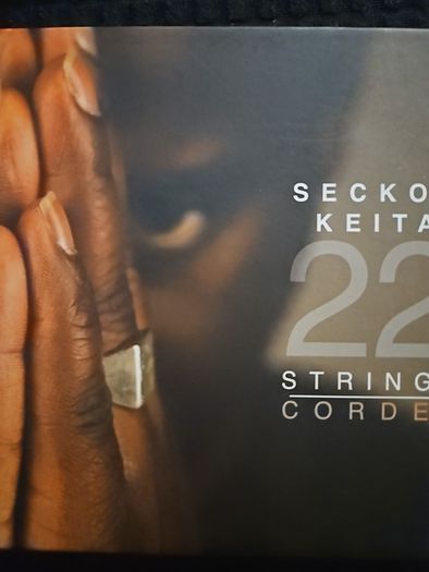 Seckou Keita - 22 Strings/Cordes.