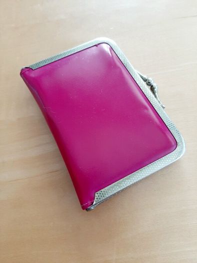 Vintage manicure compact