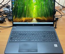 HP Laptop i5 pro 10gen 8/256 windows 11