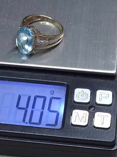 Vintage 9ct Gold Large Blue Topaz Statement Ring Size 55
