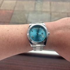 Day-date watch