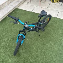 Avigo FS20 Boys' Mountain Bike (20" Wheels, 6-Speed) - Excellent Condition