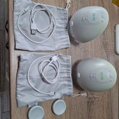 Elvie double breast pump