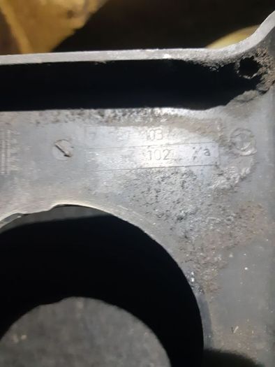Bmw X5 E53 '00-04 5 Series E39 3.0d Engine Cover 7787103 7787102