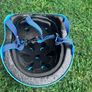 Micro Maxi 3 Wheel Scooter & Helmet Image 5