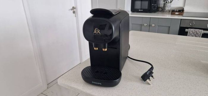 L'or Nesspresso Coffee Machine