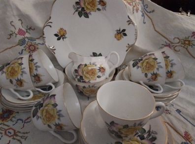 Royal Tara 21 Piece Tea Set