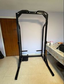 Weight rack with pull up bar